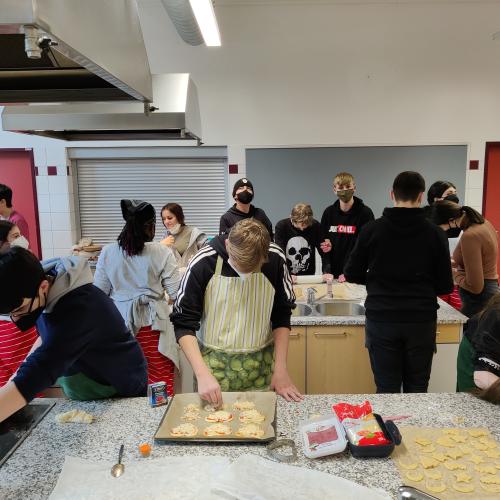 4bweihnachtsbäckerei2122